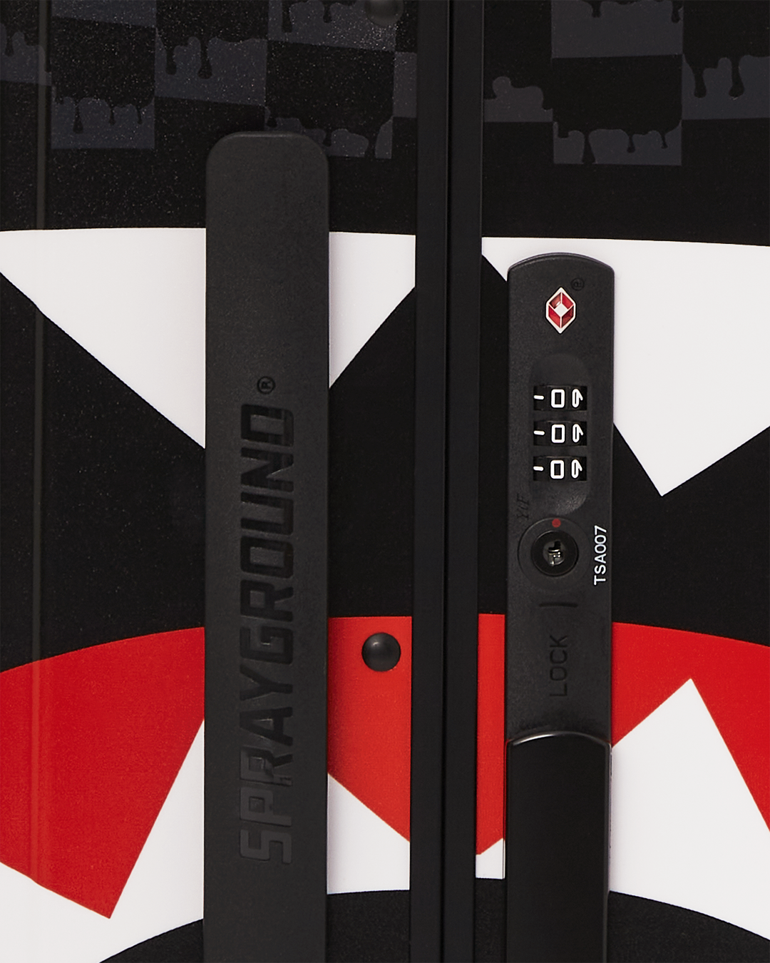 ATOMIC VAPOR SHARKNAUTICS HARDSHELL CARRY-ON LUGGAGE